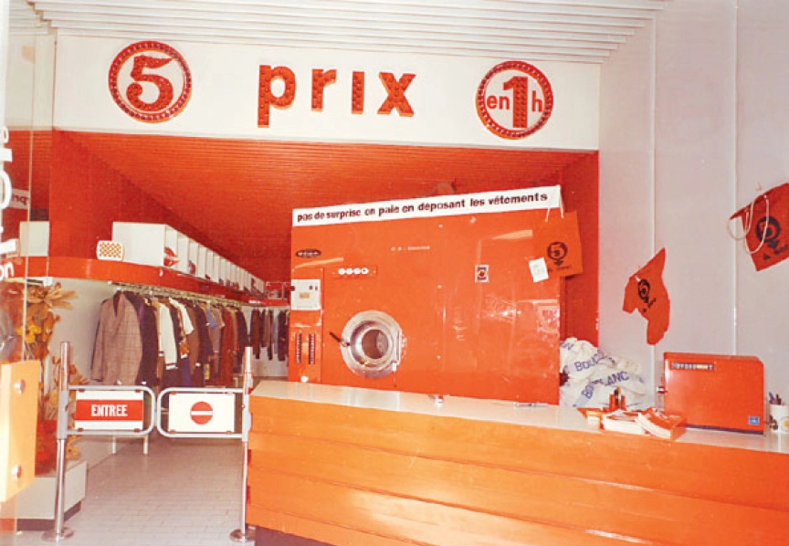Ancien concept magasin illustrant l’histoire pressing 5àsec et son évolution